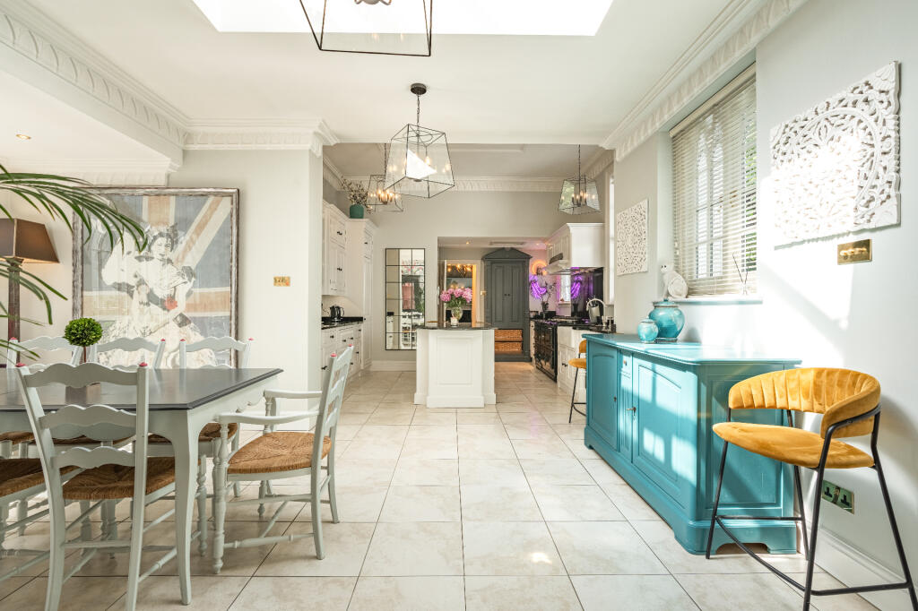 Additional property image - Hollies Drive, Mucklow Hill, Halesowen