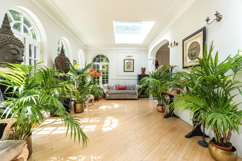 Additional property image - Hollies Drive, Mucklow Hill, Halesowen