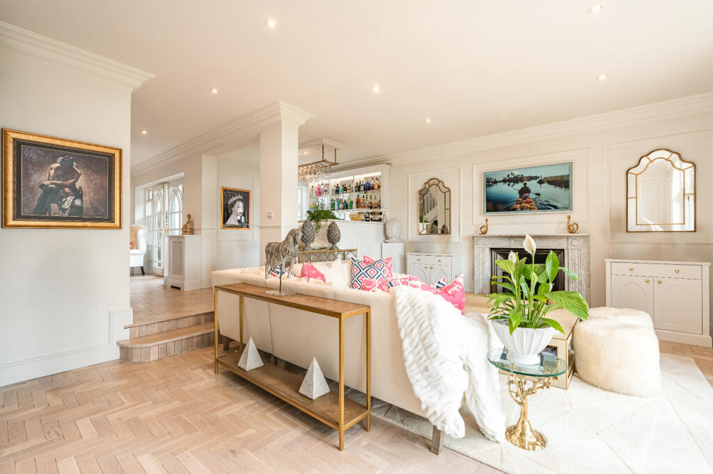 Additional property image - Hollies Drive, Mucklow Hill, Halesowen