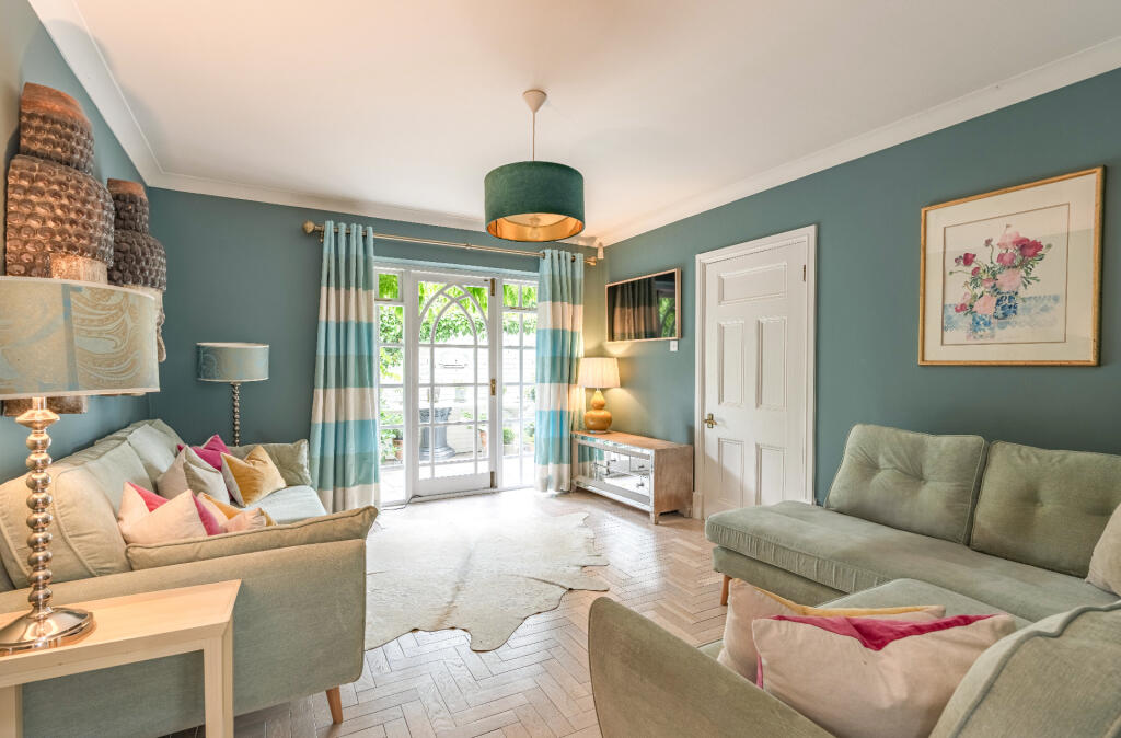 Additional property image - Hollies Drive, Mucklow Hill, Halesowen