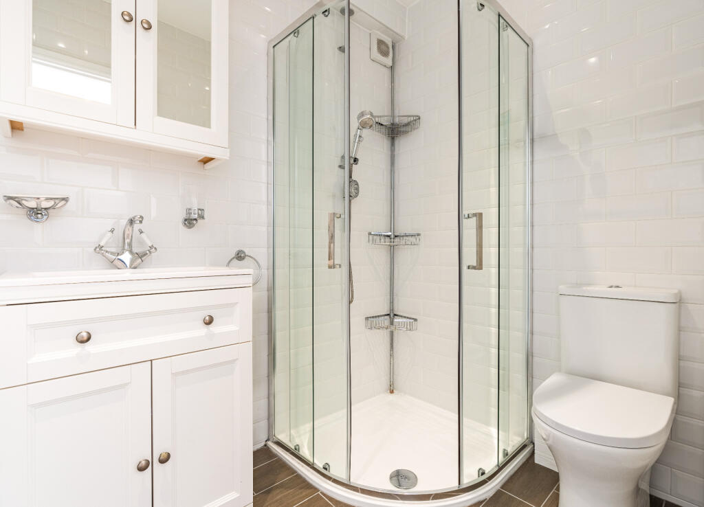 Additional property image - Hollies Drive, Mucklow Hill, Halesowen