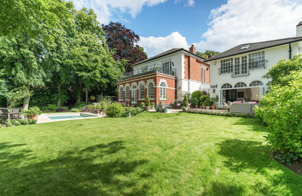 Additional property image - Hollies Drive, Mucklow Hill, Halesowen