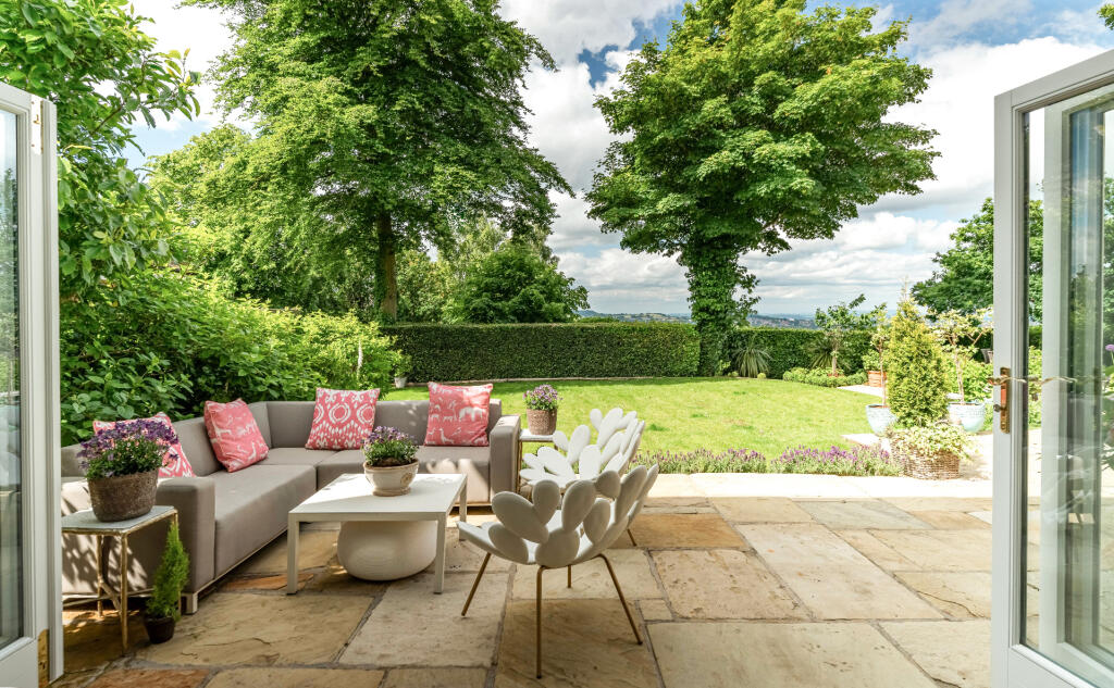 Additional property image - Hollies Drive, Mucklow Hill, Halesowen