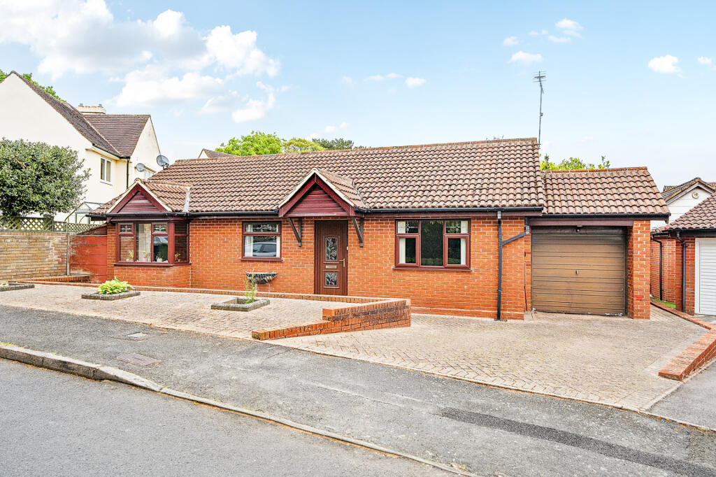 Main image of property: Heightington Place, Stourport-on-Severn