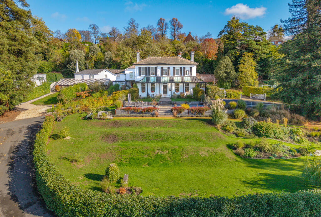 Main image of property: Heron Lodge, London Road, Worcester