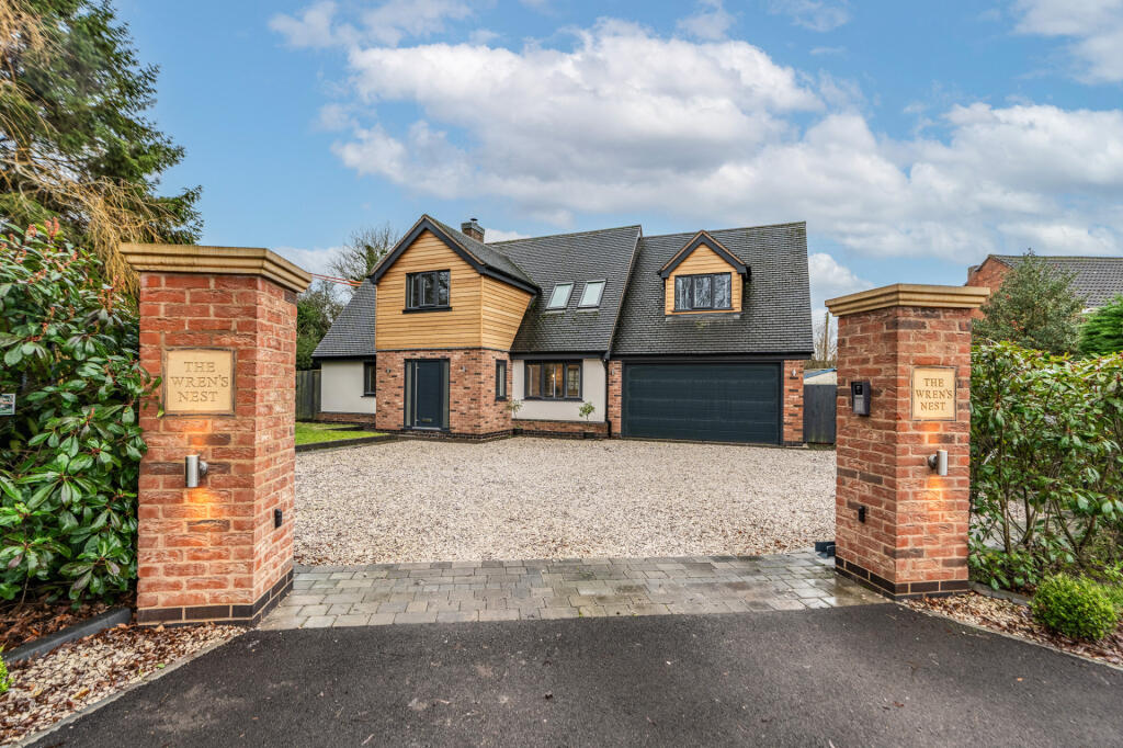 Main image of property: New End, Astwood Bank, Redditch