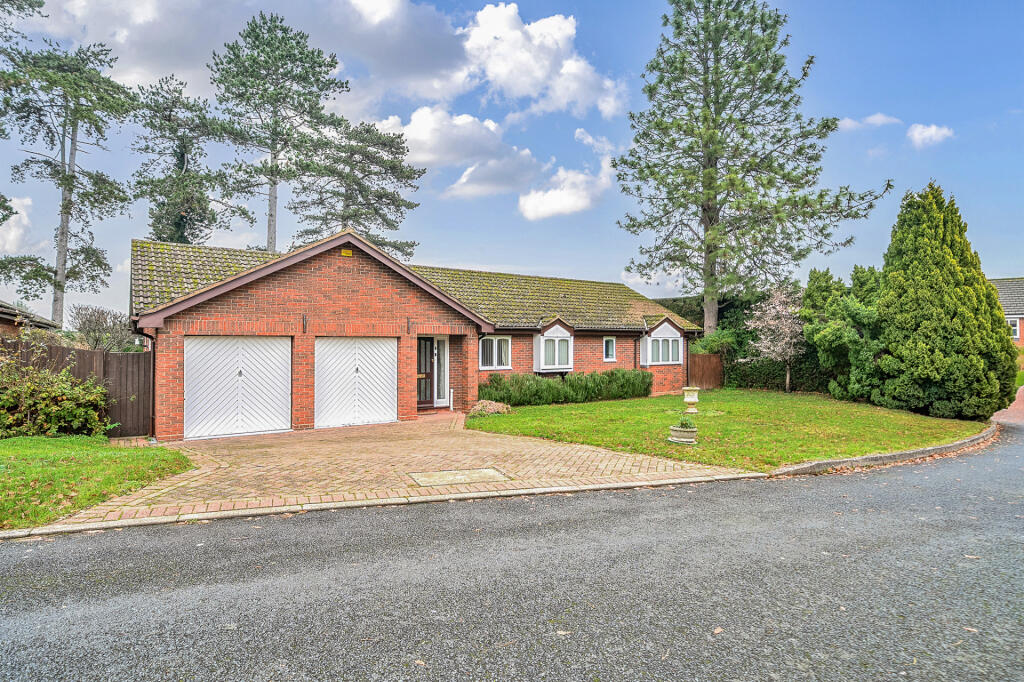 Main image of property: Westlyn Close, Malvern