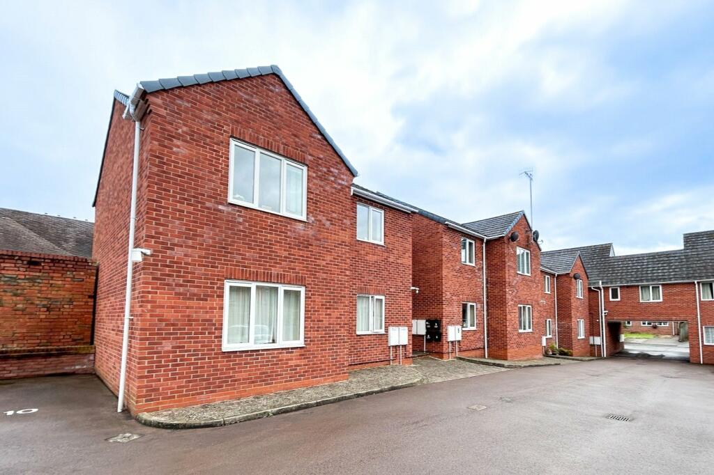 2 bedroom apartment for rent in Head Street, Pershore, Worcestershire, WR10