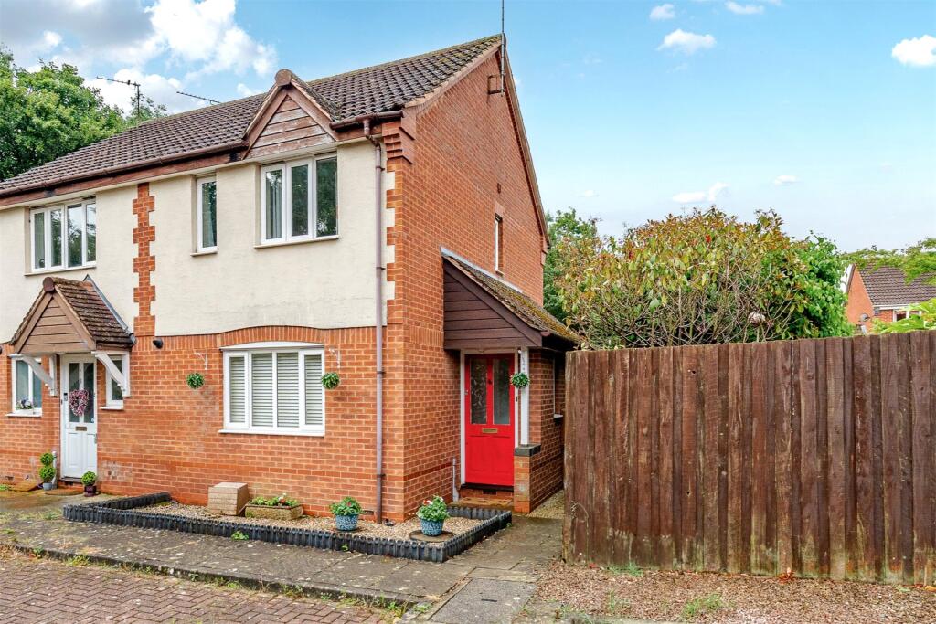 Main image of property: Fielden Row, Harley Warren, Worcester, WR4
