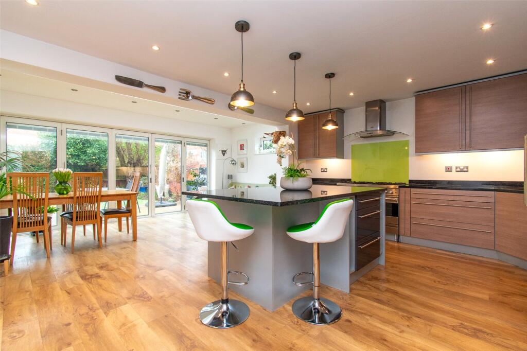 Additional property image - De Tany Court, St. Albans, Hertfordshire, AL1