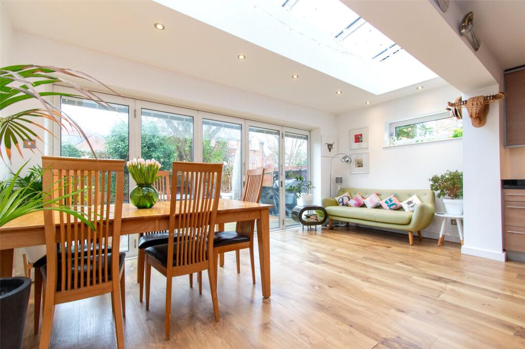 Additional property image - De Tany Court, St. Albans, Hertfordshire, AL1