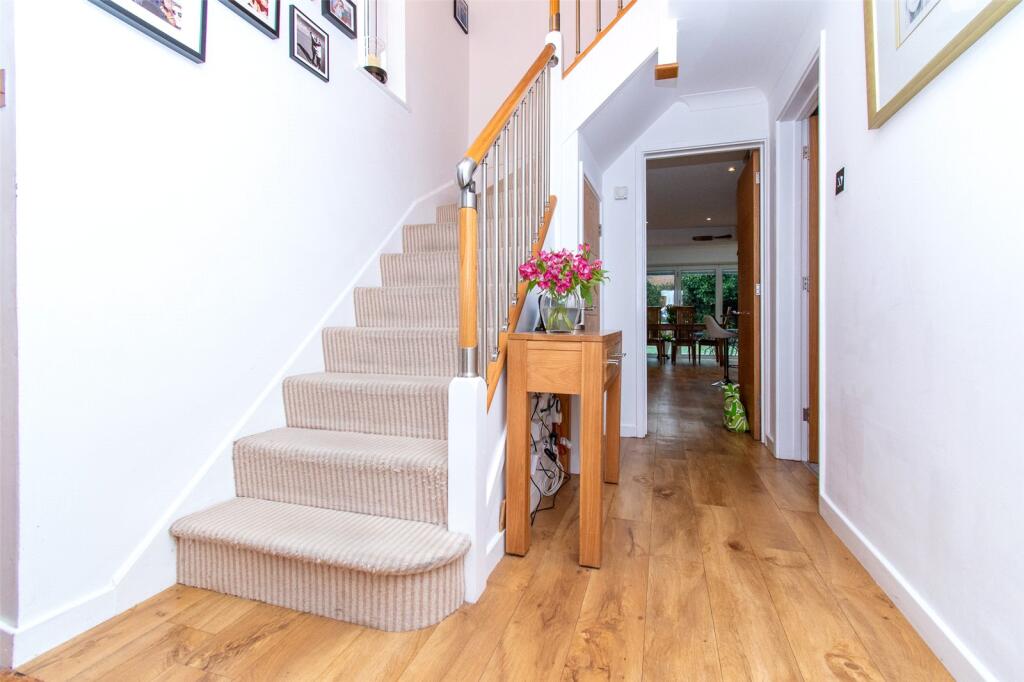 Additional property image - De Tany Court, St. Albans, Hertfordshire, AL1