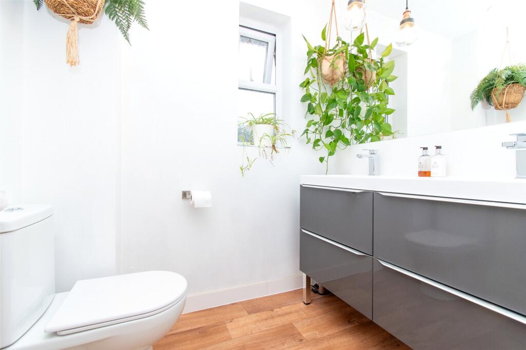 Additional property image - De Tany Court, St. Albans, Hertfordshire, AL1