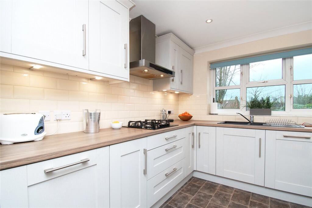 Additional property image - Merryfields, St. Albans, Hertfordshire, AL4