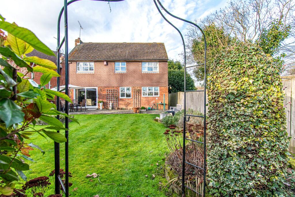 Additional property image - Merryfields, St. Albans, Hertfordshire, AL4