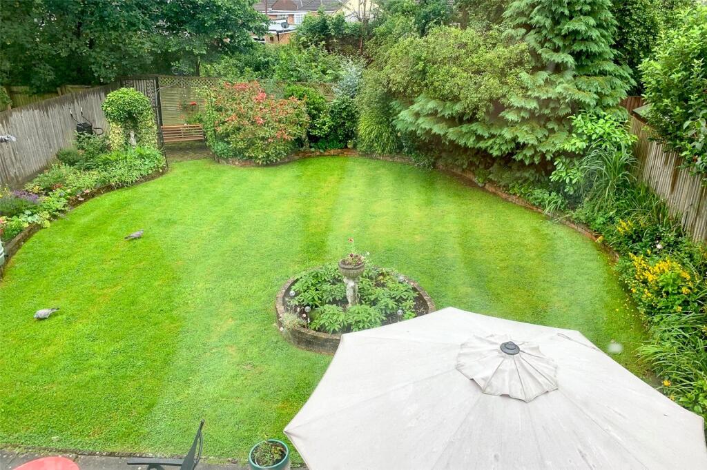 Additional property image - Merryfields, St. Albans, Hertfordshire, AL4