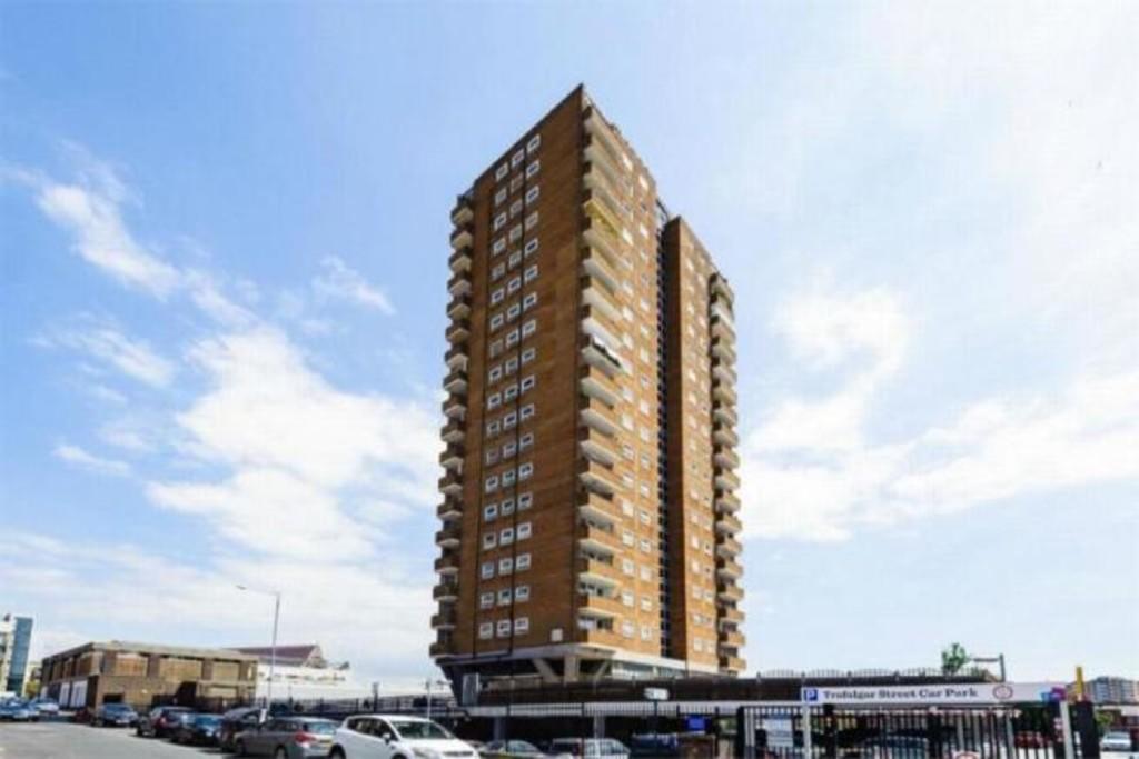 Main image of property: Theobald House, Blackman Street, BN1 4FE