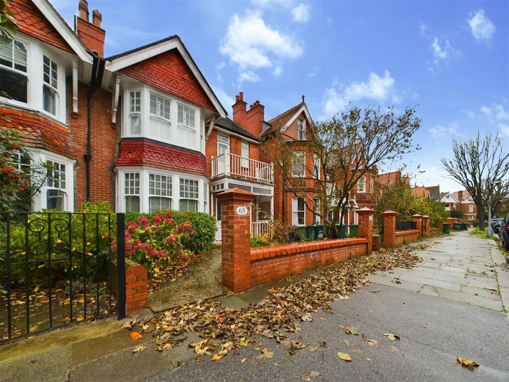 1 bedroom ground floor flat for sale in Pembroke Crescent, Hove, BN3