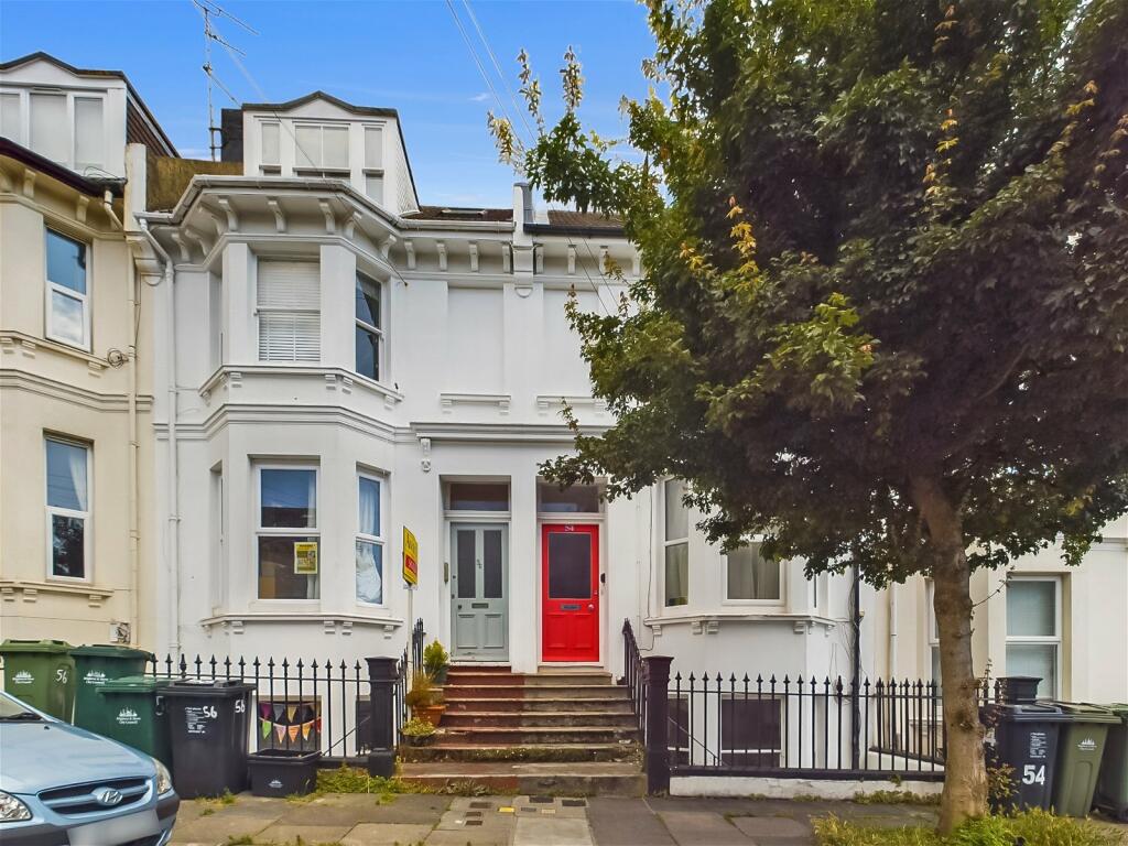 1 bedroom flat for sale in Warleigh Road, Brighton, BN1 4NS, BN1