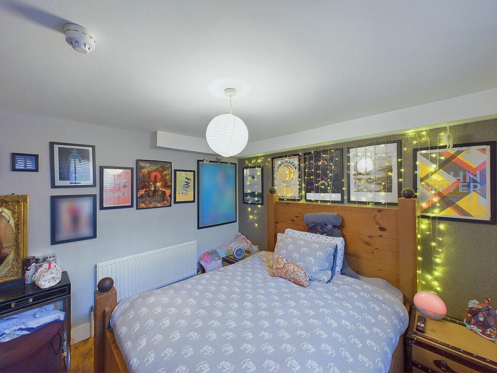 Additional property image - Bedford Square, Brighton, BN1 2PN