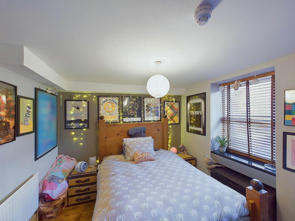 Additional property image - Bedford Square, Brighton, BN1 2PN