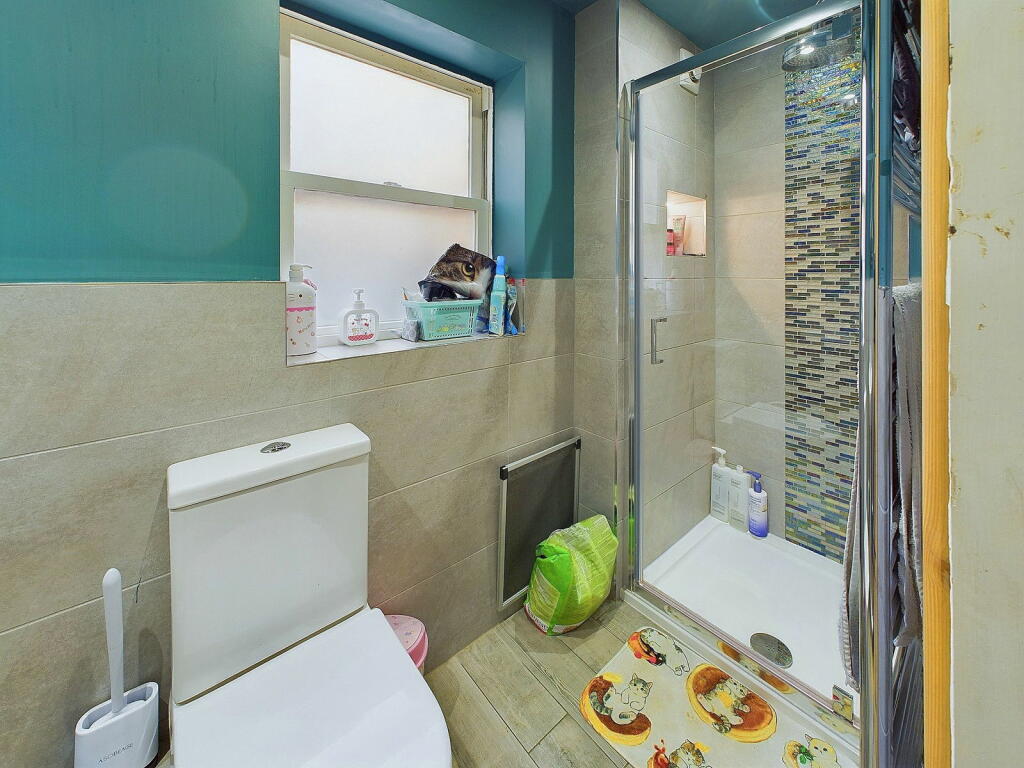 Additional property image - Bedford Square, Brighton, BN1 2PN