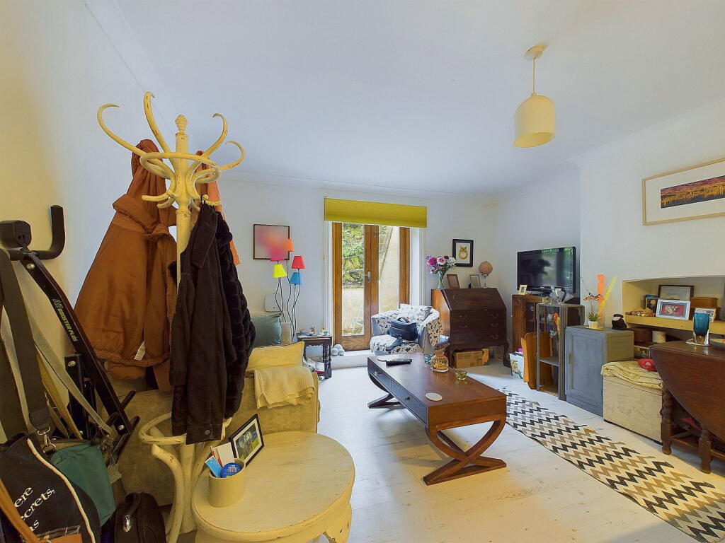Additional property image - Richmond Road, Brighton, BN2 3RL