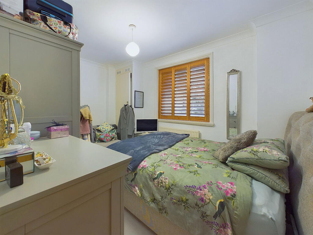 Additional property image - Richmond Road, Brighton, BN2 3RL