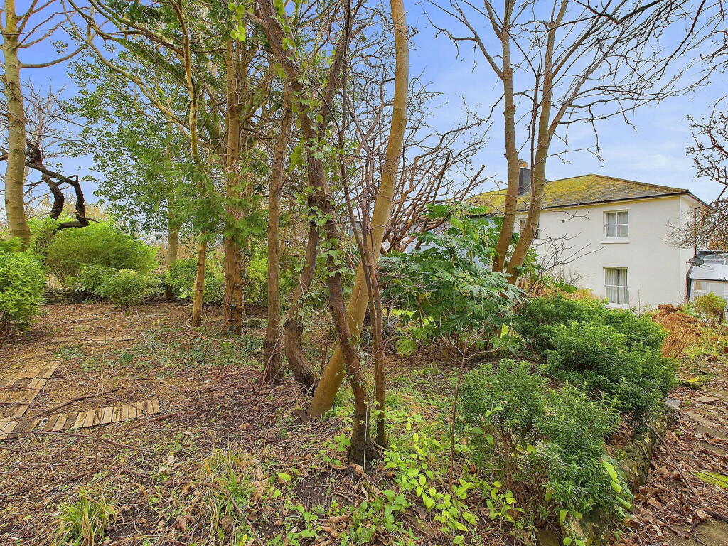 Additional property image - Richmond Road, Brighton, BN2 3RL