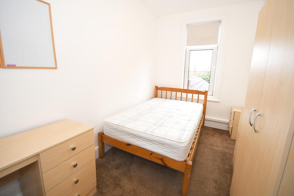 Main image of property: Boultham Avenue, Lincoln, Lincolnshire, LN5