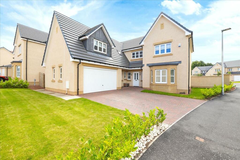 5 bedroom detached house for sale in 13 Burn Grange Park, Newtongrange