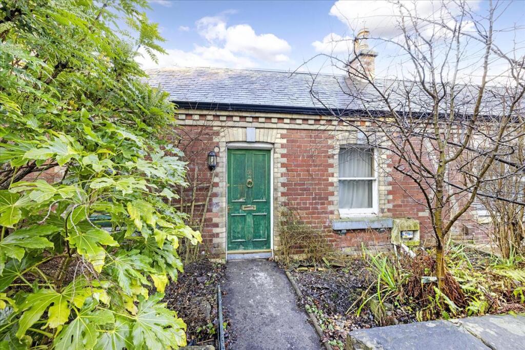 Main image of property: 56 Kingston Avenue, Edinburgh, EH16