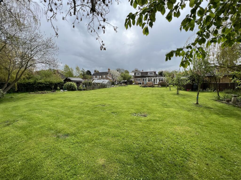 3 bedroom bungalow for sale in Chapel Lane, Swallow, Market Rasen, LN7