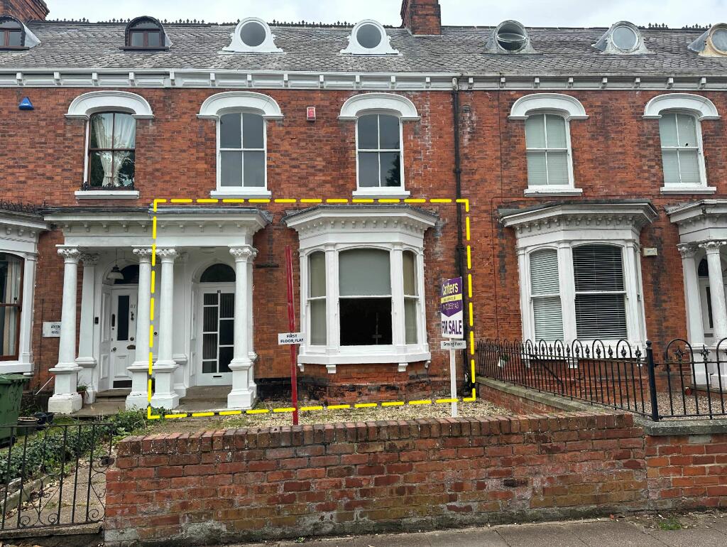 Main image of property: Abbey Road, Grimsby, DN32 0HN