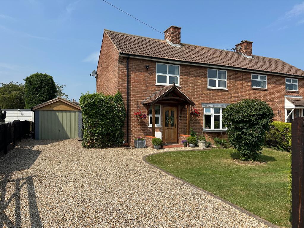 Main image of property: Salisbury Drive, Waltham, Grimsby, DN37 0BZ