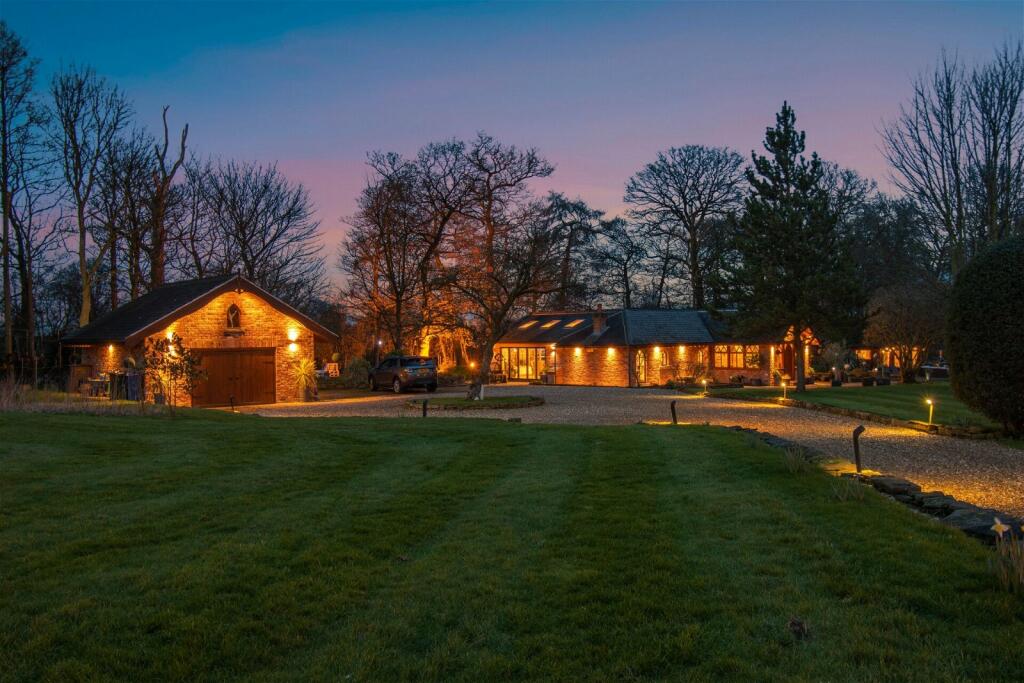 Main image of property: Barnsley Road, Silkstone, S75