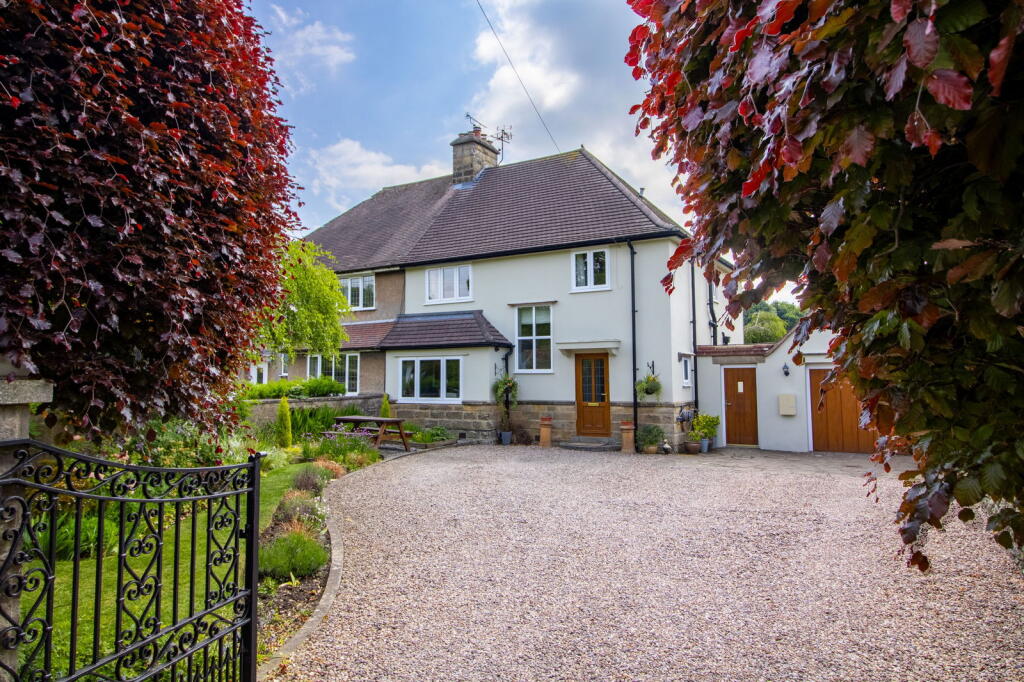 Main image of property: Narrowleys Lane, Ashover, Chesterfield, S45 0AU
