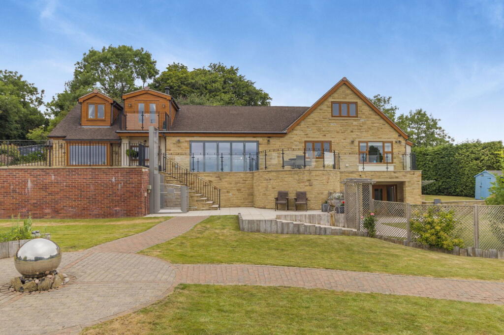 Main image of property: Cawthorne Lane, Darton, Barnsley, S75