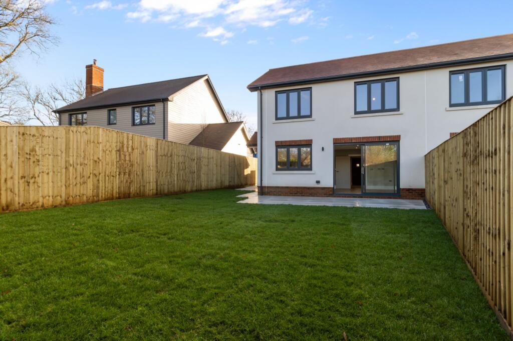 Main image of property: Meadow View, Coolhurst Close, RH13