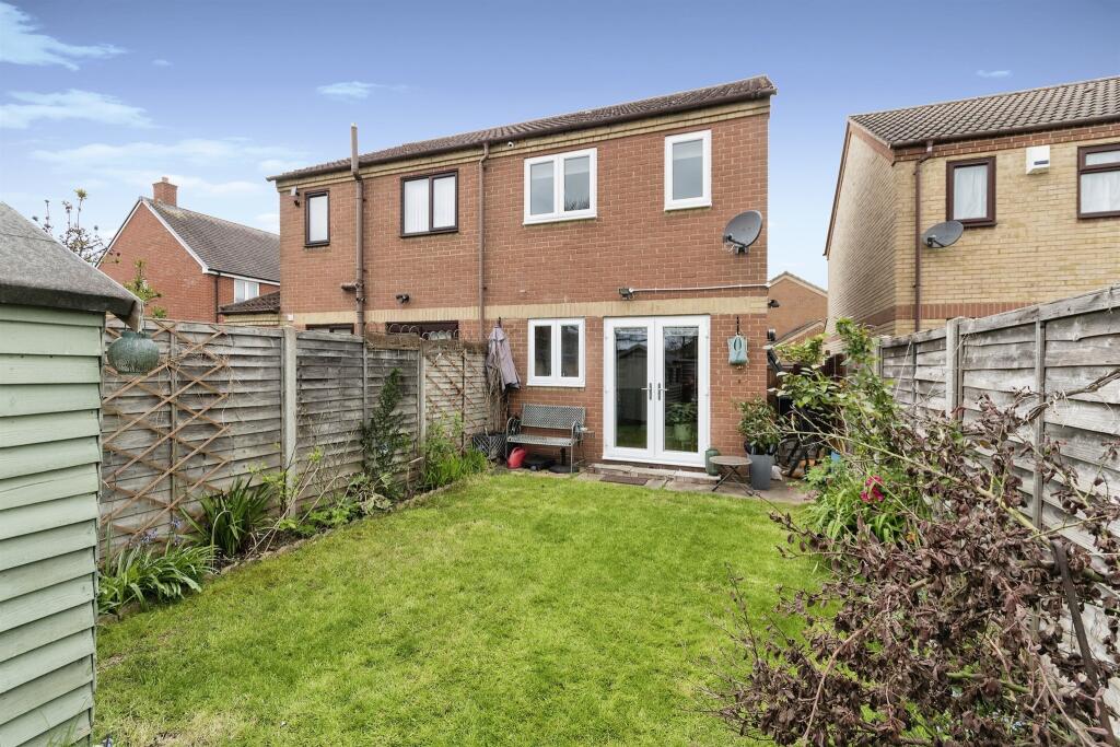 Main image of property: Mulberry Close, Stotfold, HITCHIN