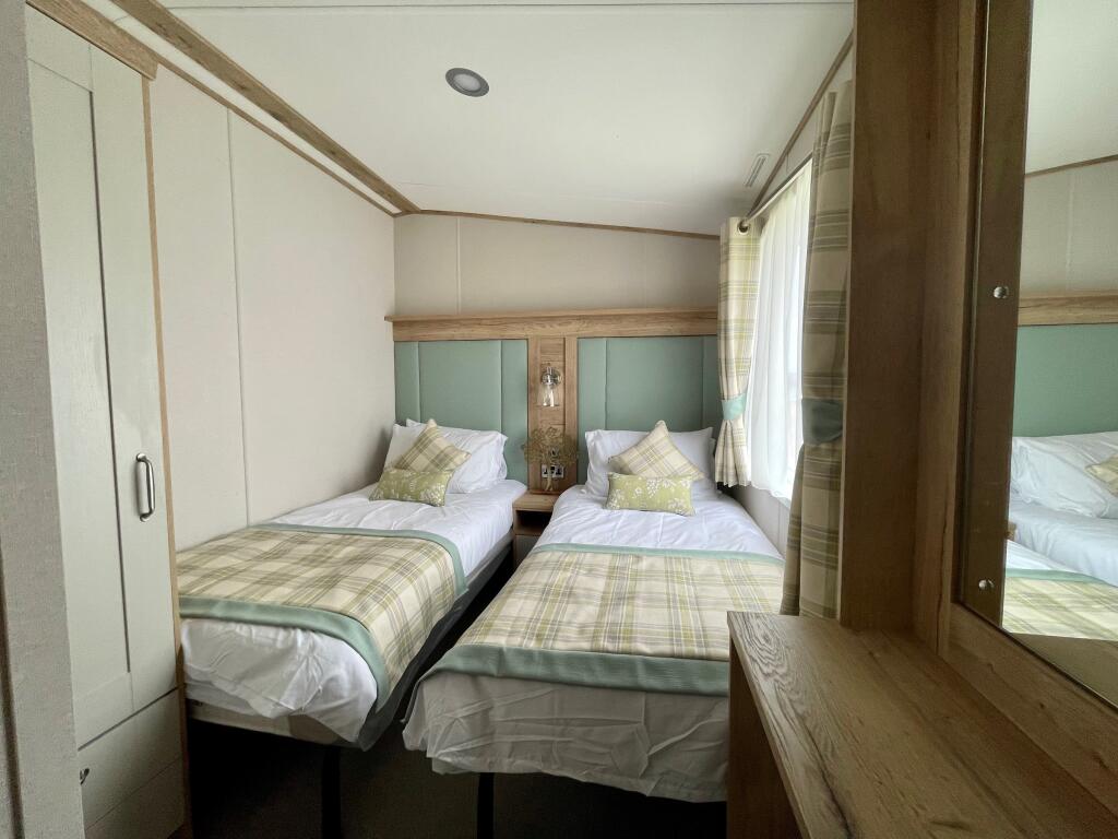 2 bedroom park home for sale in 3 Hillview, Hoburne Torbay, Grange Road