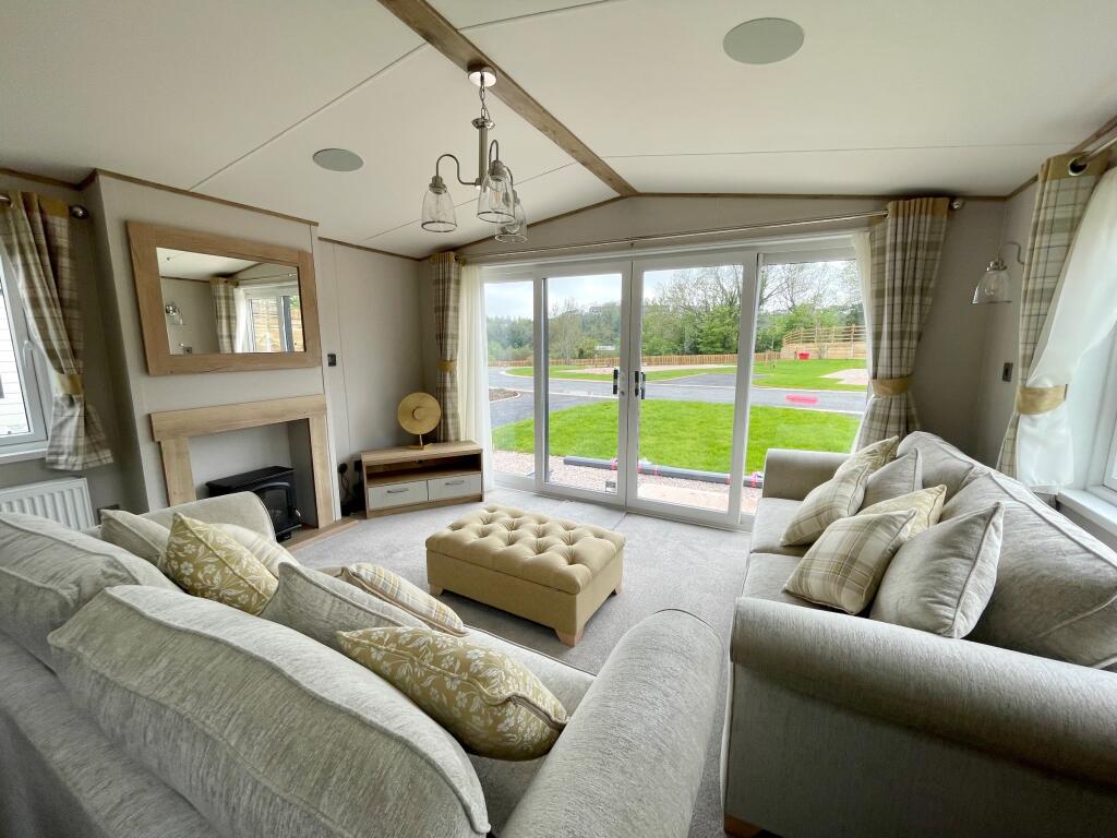 2 bedroom park home for sale in 3 Hillview, Hoburne Torbay, Grange Road, Paignton, TQ4