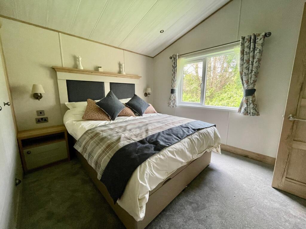 2 bedroom park home for sale in 29 Hillview, Hoburne Torbay, Grange