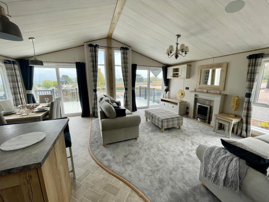 2 bedroom park home for sale in 29 Hillview, Hoburne Torbay, Grange Road, Paignton, TQ4