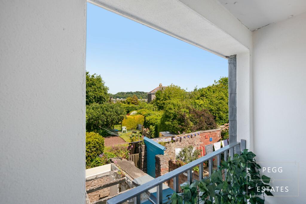 1 bedroom for sale in Park Crescent, Cambridge Road, Torquay