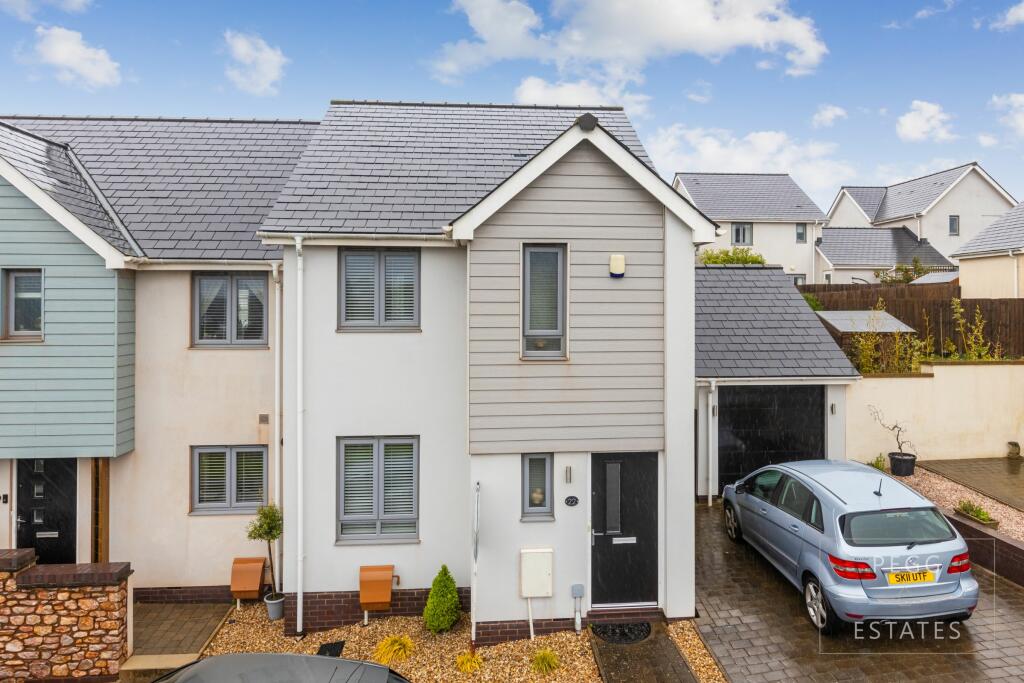 3 bedroom semidetached house for sale in Plantation Way, Torquay, TQ2