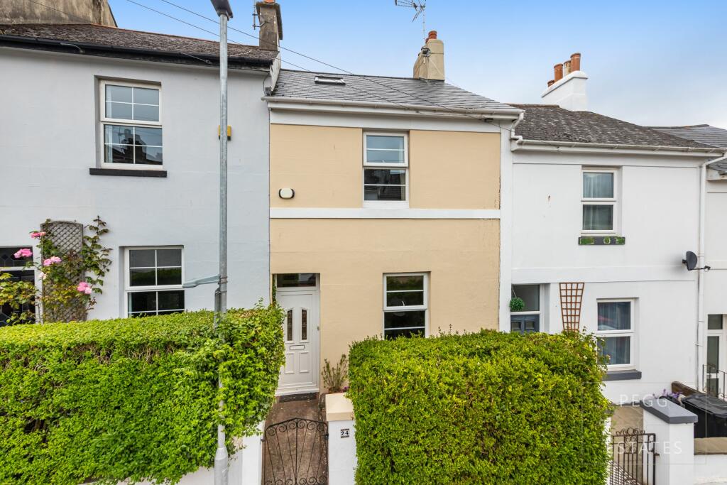 2 bedroom terraced house for sale in Cambridge Road, Torquay, TQ1