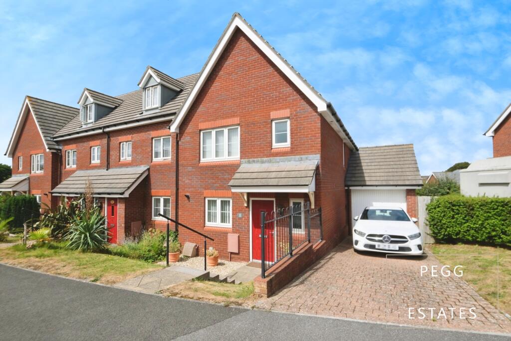 Main image of property: Larkspur Court, Paignton