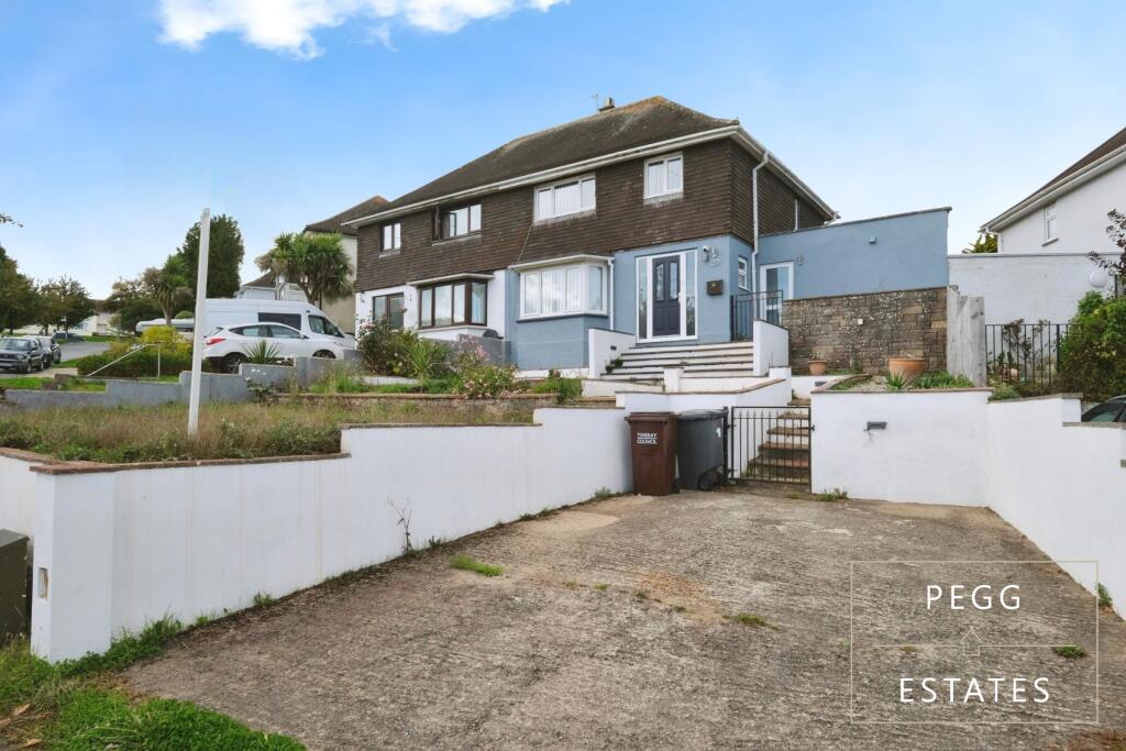 3 bedroom semi-detached house