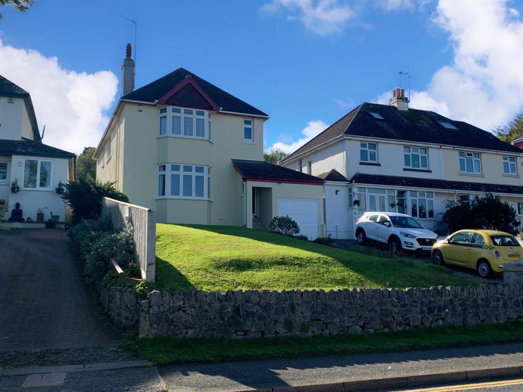 4 bedroom detached house for sale in Shiphay Lane, Torquay, TQ2